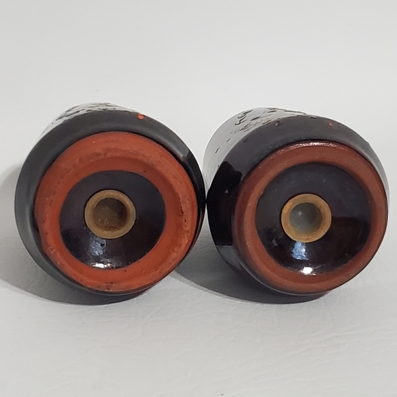 Redware Pottery Salt Pepper Set Rooster Design - Picture 6 of 6